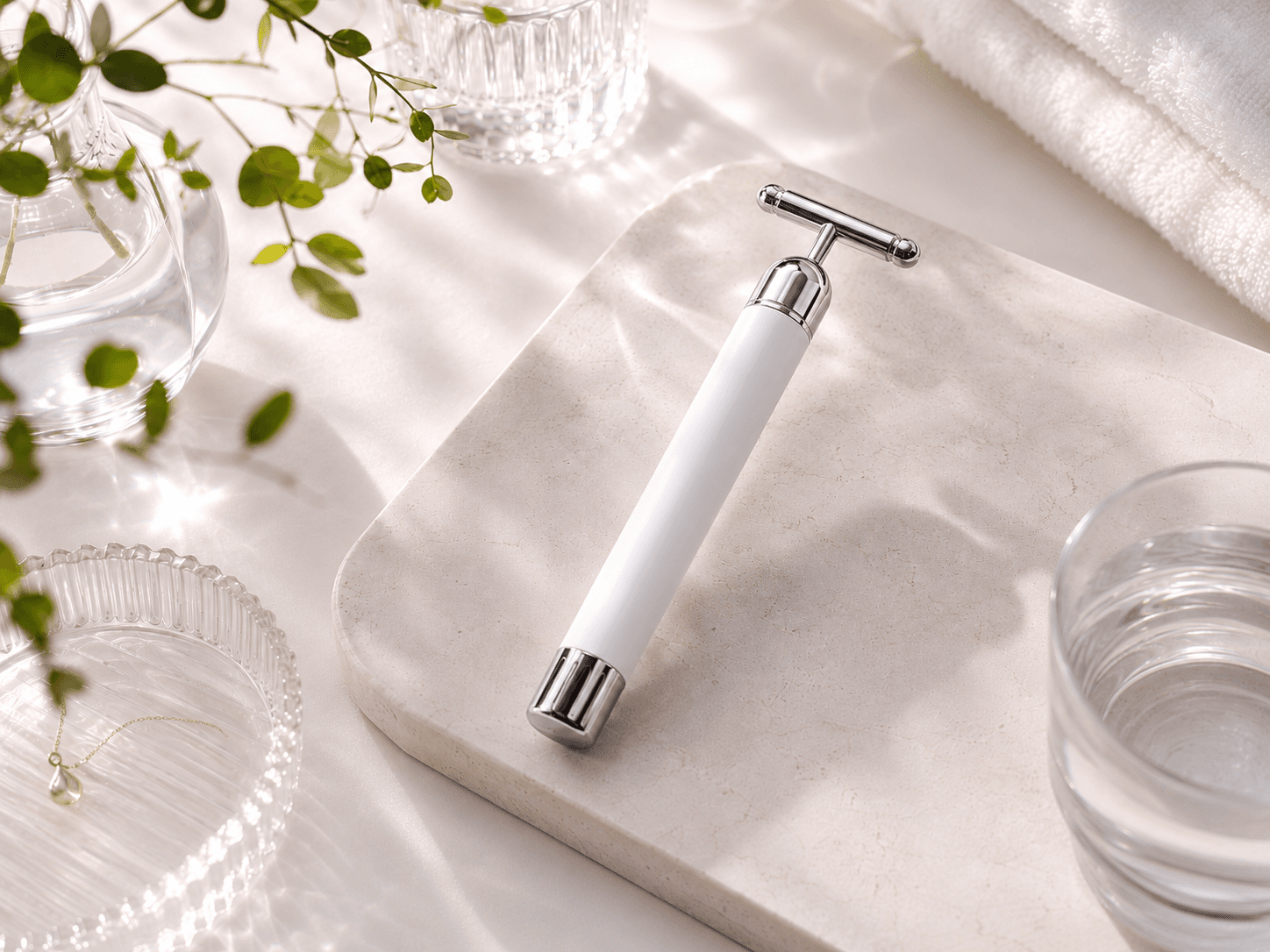 I-UP 目もと専用美顔器