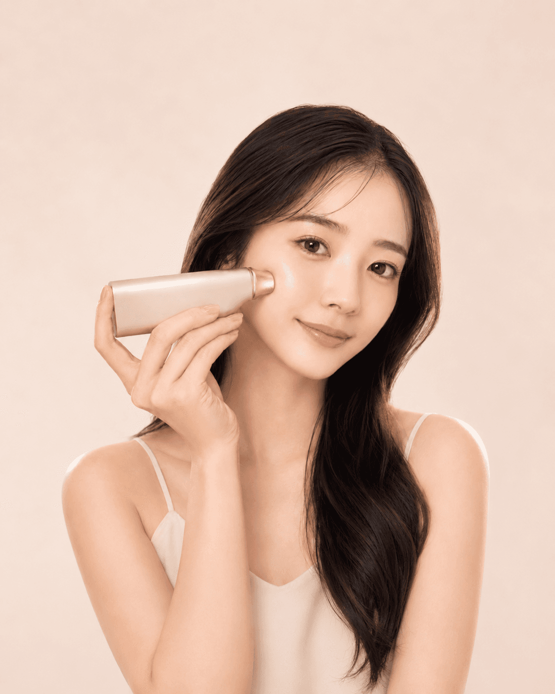 TILLET MEDIを使用する女性